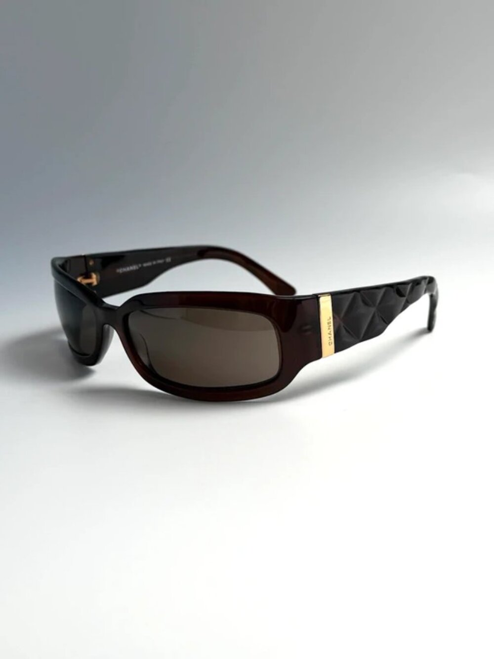 Authentic Chanel Sunglasses Wraparound Brown Quilted Gold Logo Monogram 5052 Vin